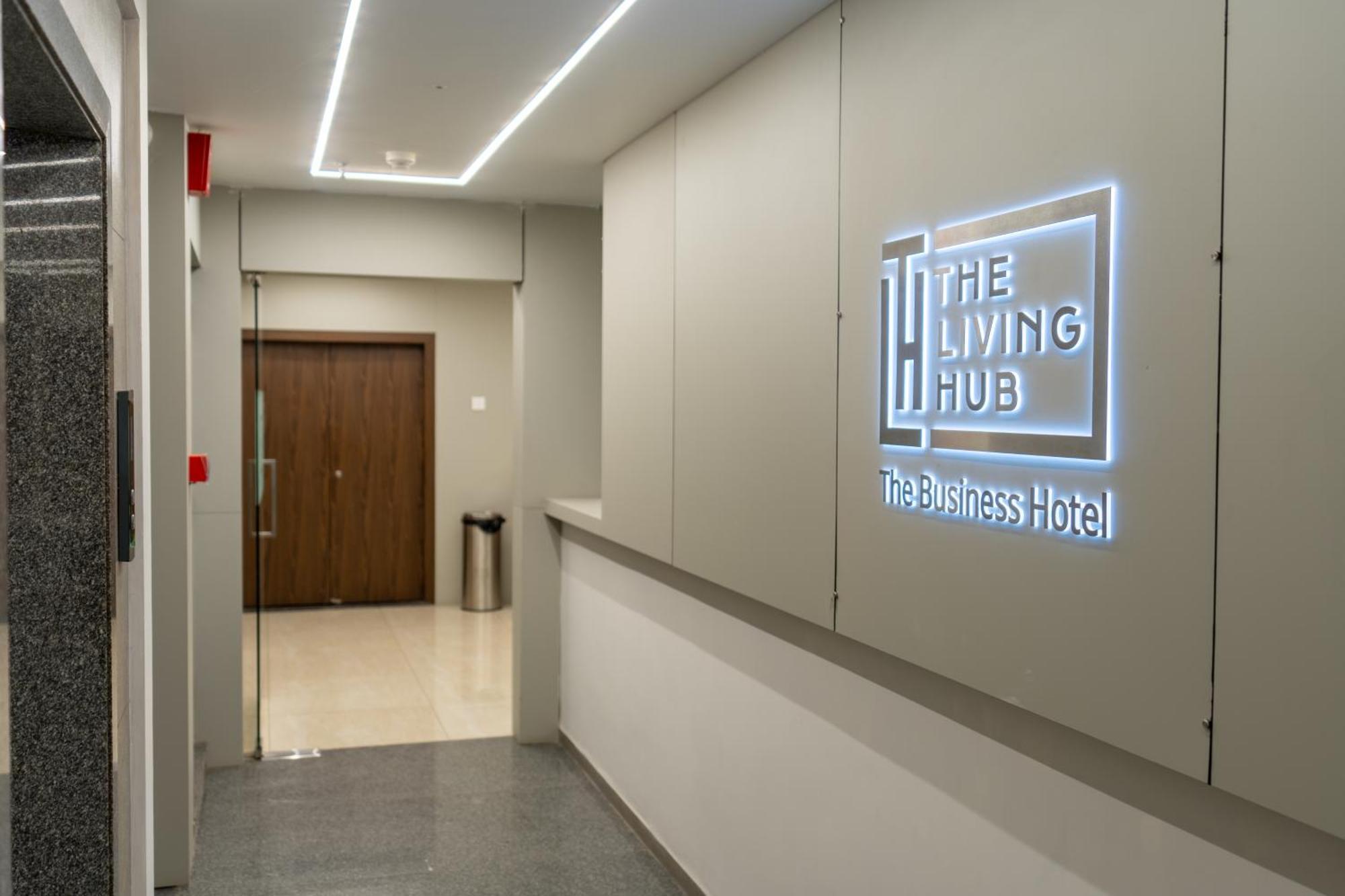 The Living Hub Business Hotel, Kolhapur Εξωτερικό φωτογραφία
